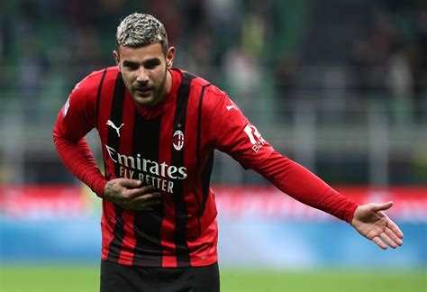 ac milan trikot theo hernandez